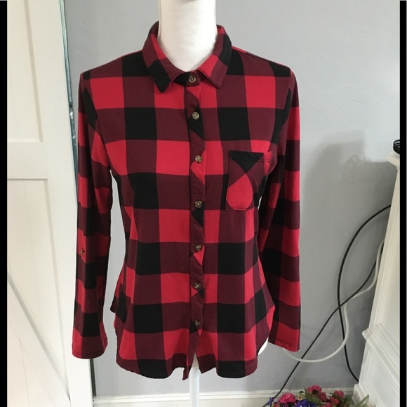 No comment Tops - No comment Red & Black plaid,  flannel shirt. Size Medium